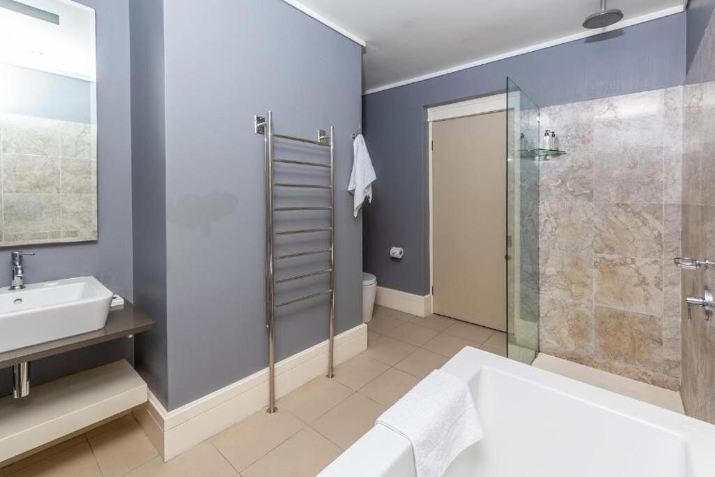 Deluxe Family Suite 105 Knysna Buitenkant foto