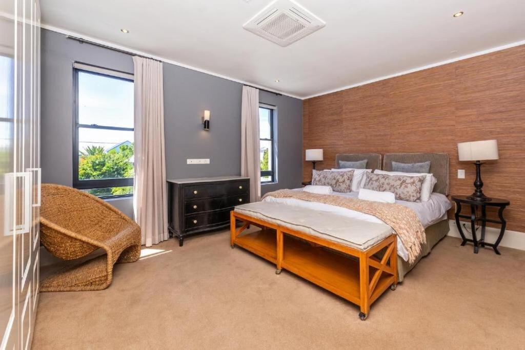 Deluxe Family Suite 105 Knysna Buitenkant foto